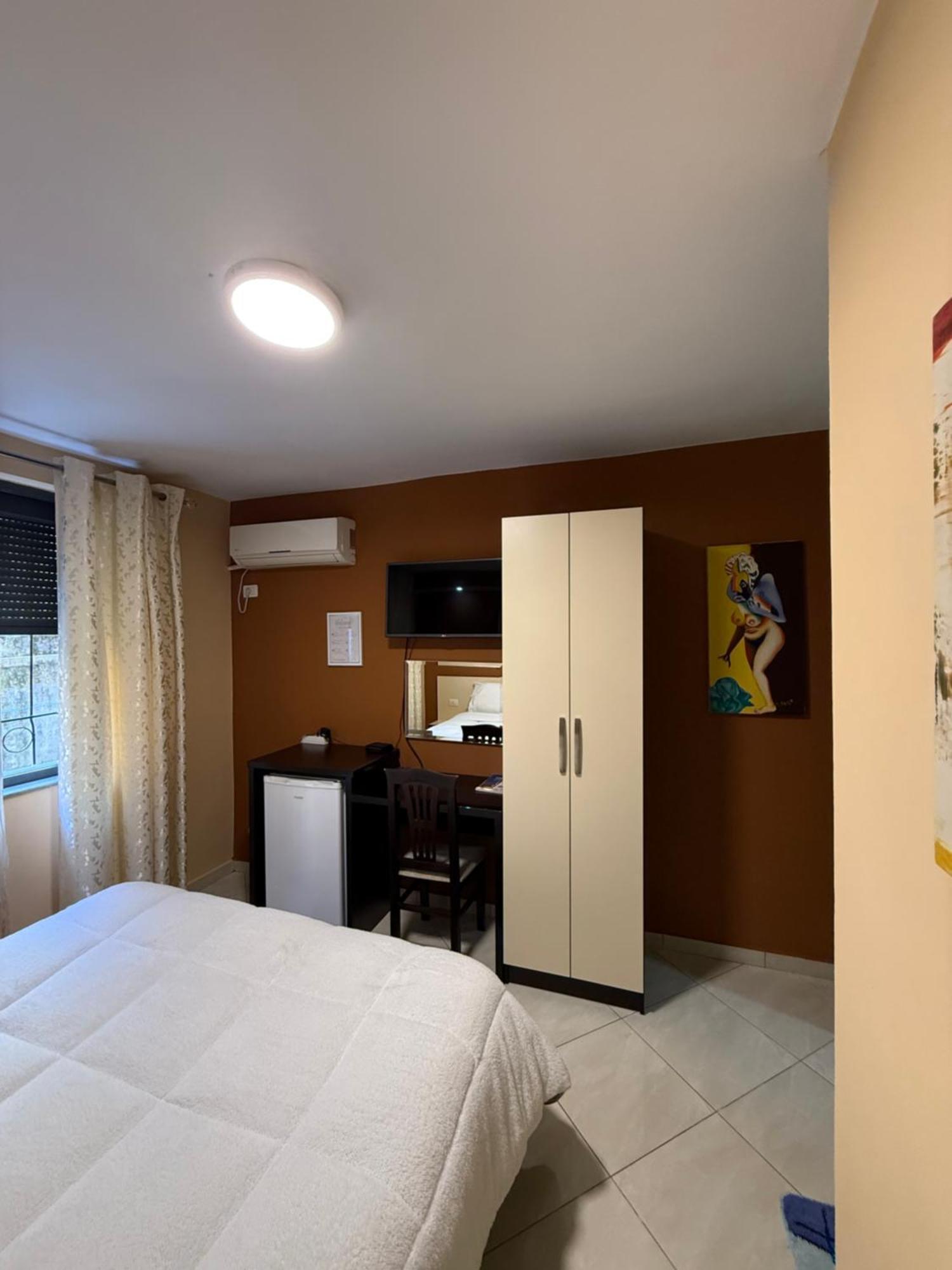 Hotel M&S 地拉那 外观 照片