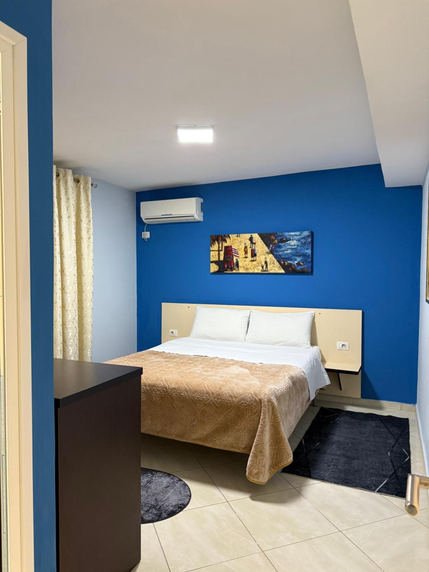 Hotel M&S 地拉那 外观 照片