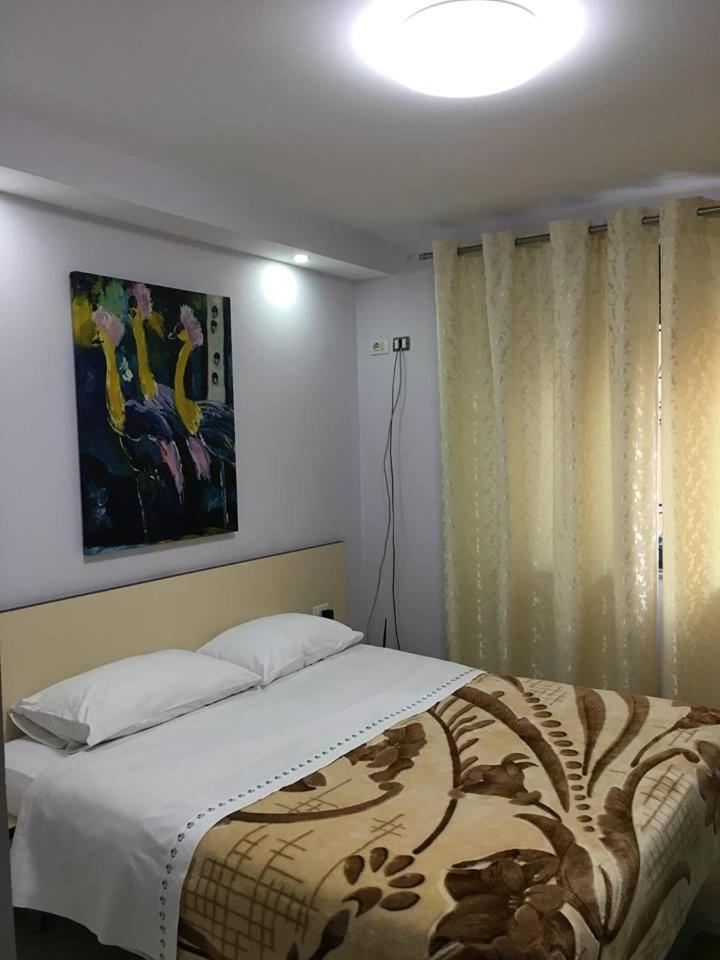 Hotel M&S 地拉那 外观 照片